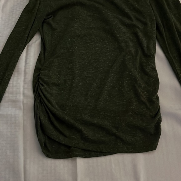 No Boundaries T-shirt, size L/G 11-13, Army Green Long Sleeve. - Picture 6 of 10